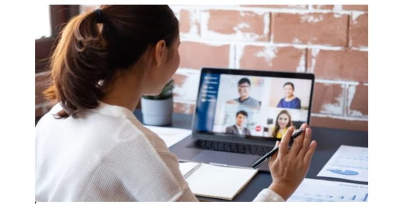 Cách chia sẻ màn hình trong Microsoft Teams 